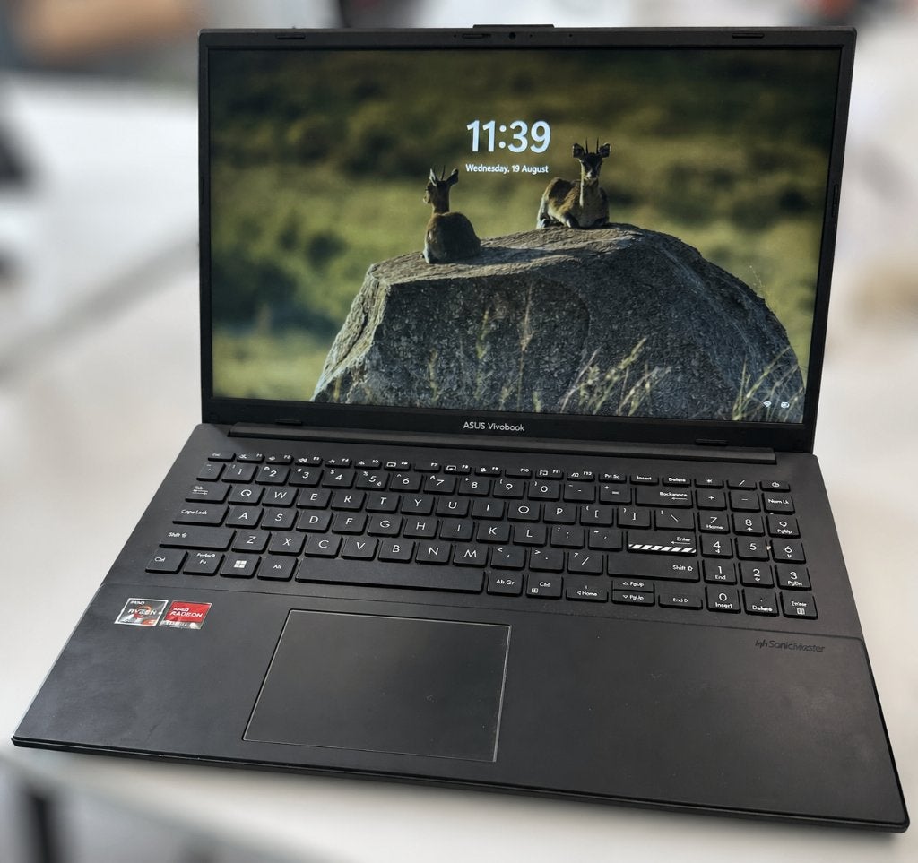 Asus Vivobook Go 15 Ryzen 5, 8GB, 256GB SSD | school laptop, 256 GB, 2 tot 3 Ghz, 8 GB, Zo goed als nieuw