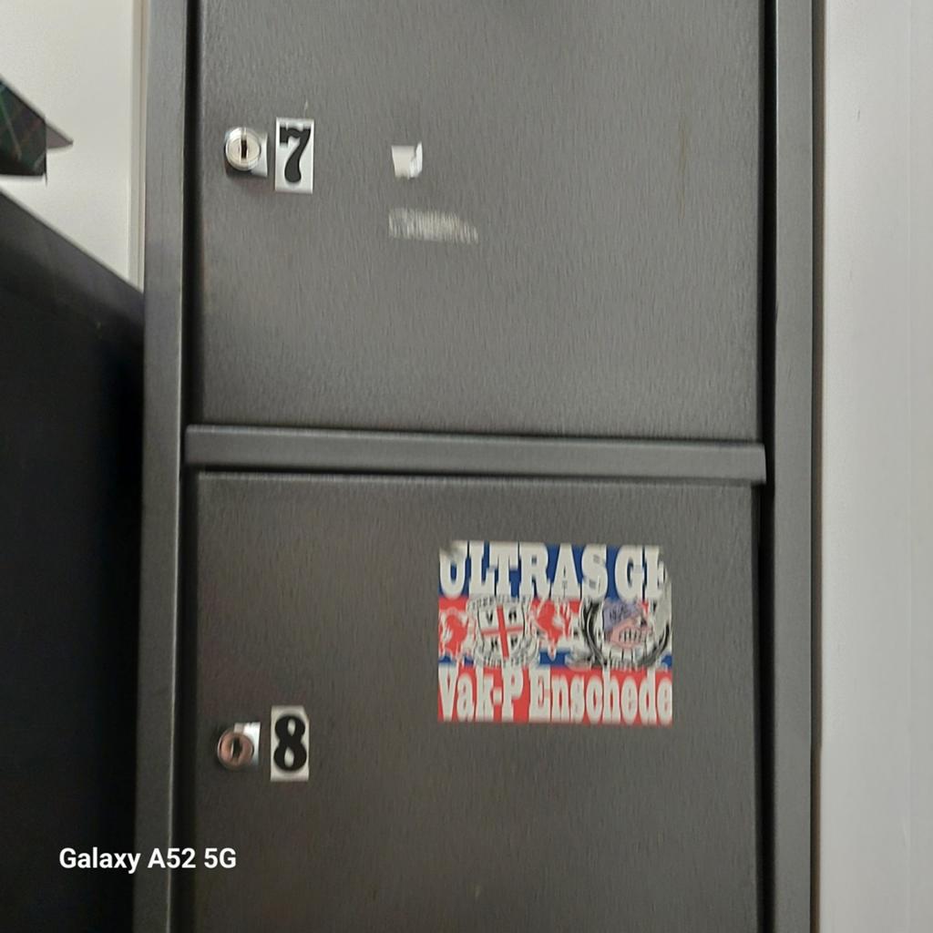 8 vakken locker, Ophalen of Verzenden
