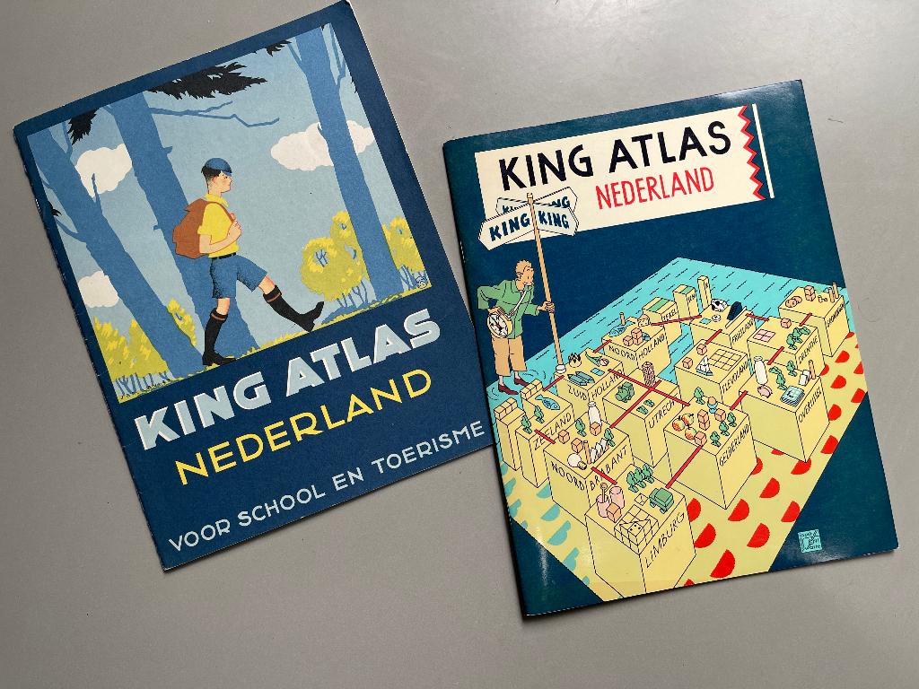KING atlas 1937 (herdruk) en KING altas 1991, Boeken, Atlassen en Landkaarten, Overige atlassen, Ophalen of Verzenden, Zo goed als nieuw