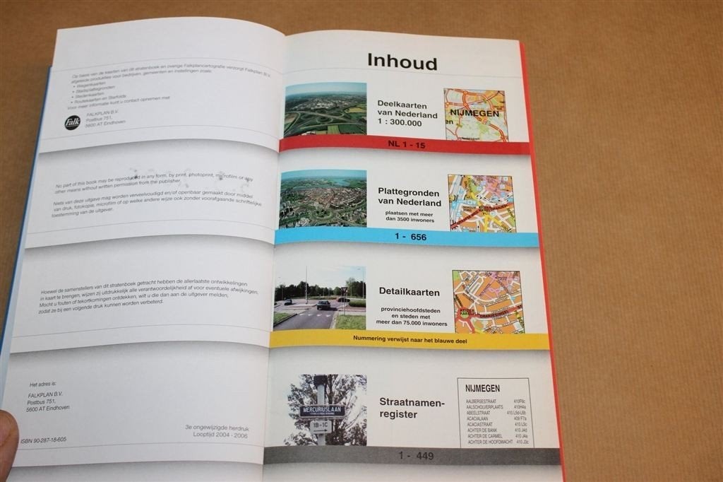 Stratenboek Falk — Plattegronden Nederland 2004-2006, Gelezen, Verzenden, Landkaart, 1800 tot 2000