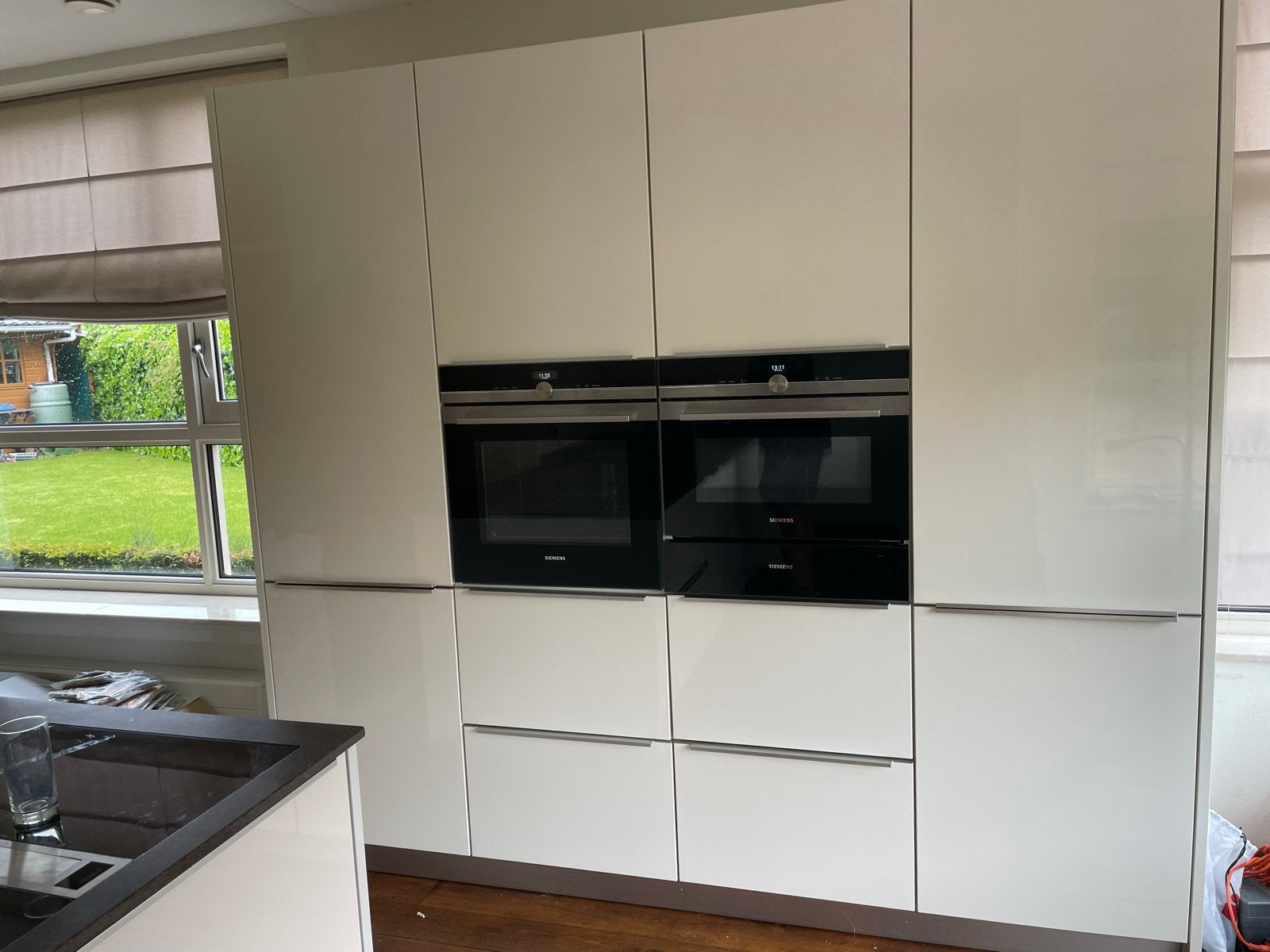 Complete keuken met Siemens apparatuur & Bora kookplaat, Ophalen, Gebruikt, Wit, Graniet of Steen