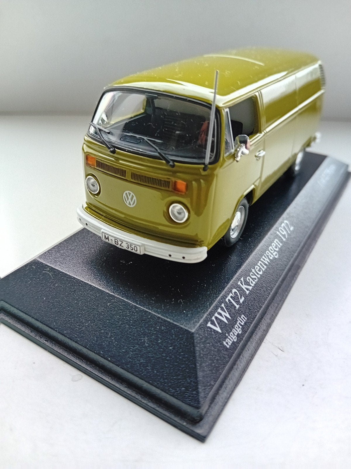 minichamps VW T2 B, Ophalen of Verzenden, Zo goed als nieuw, Auto, MiniChamps
