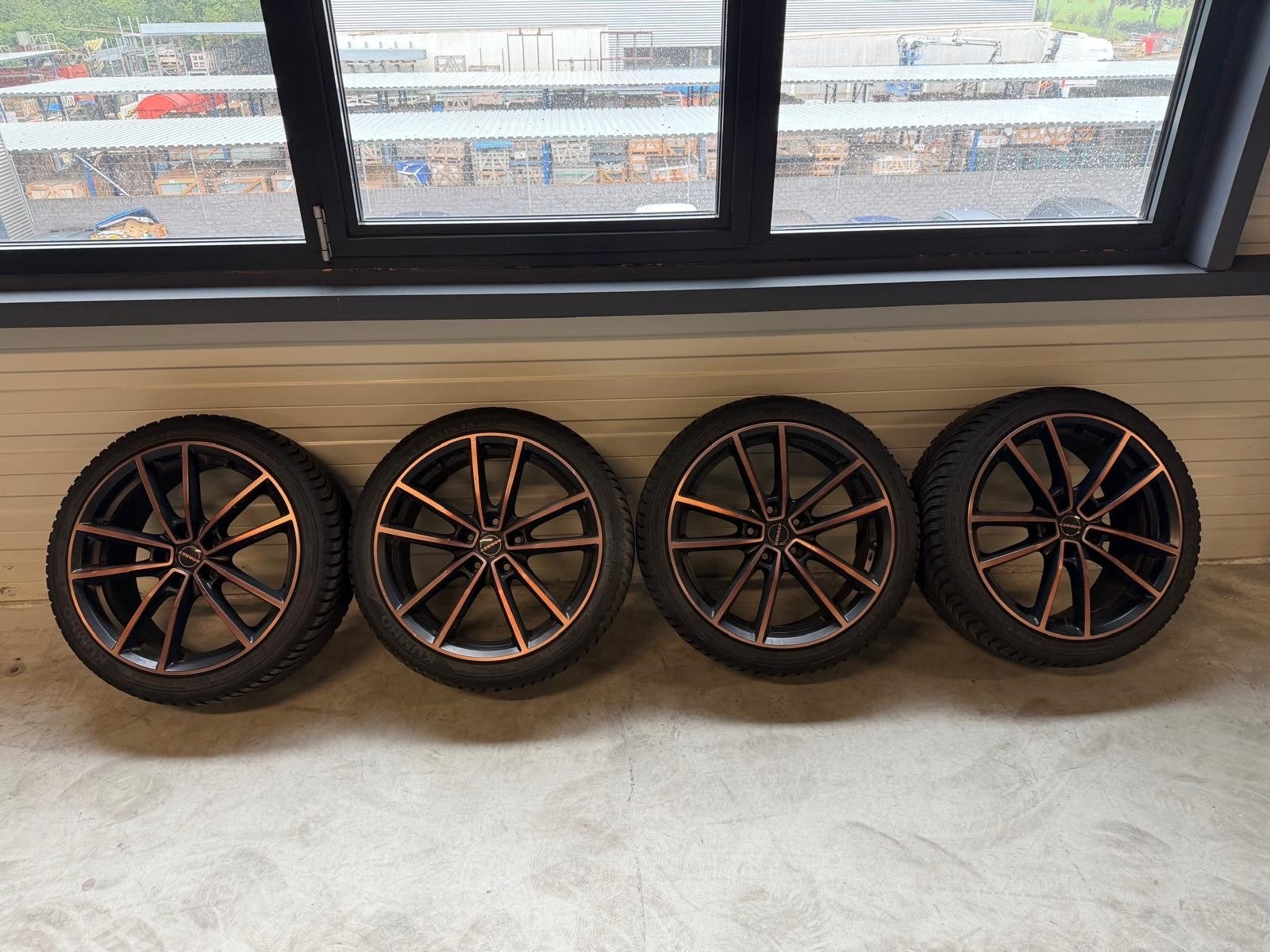 Cupra Leon Borbet velgen 225-40-18 Winterband Kumho, Ophalen, 18 inch, Gebruikt, Banden en Velgen