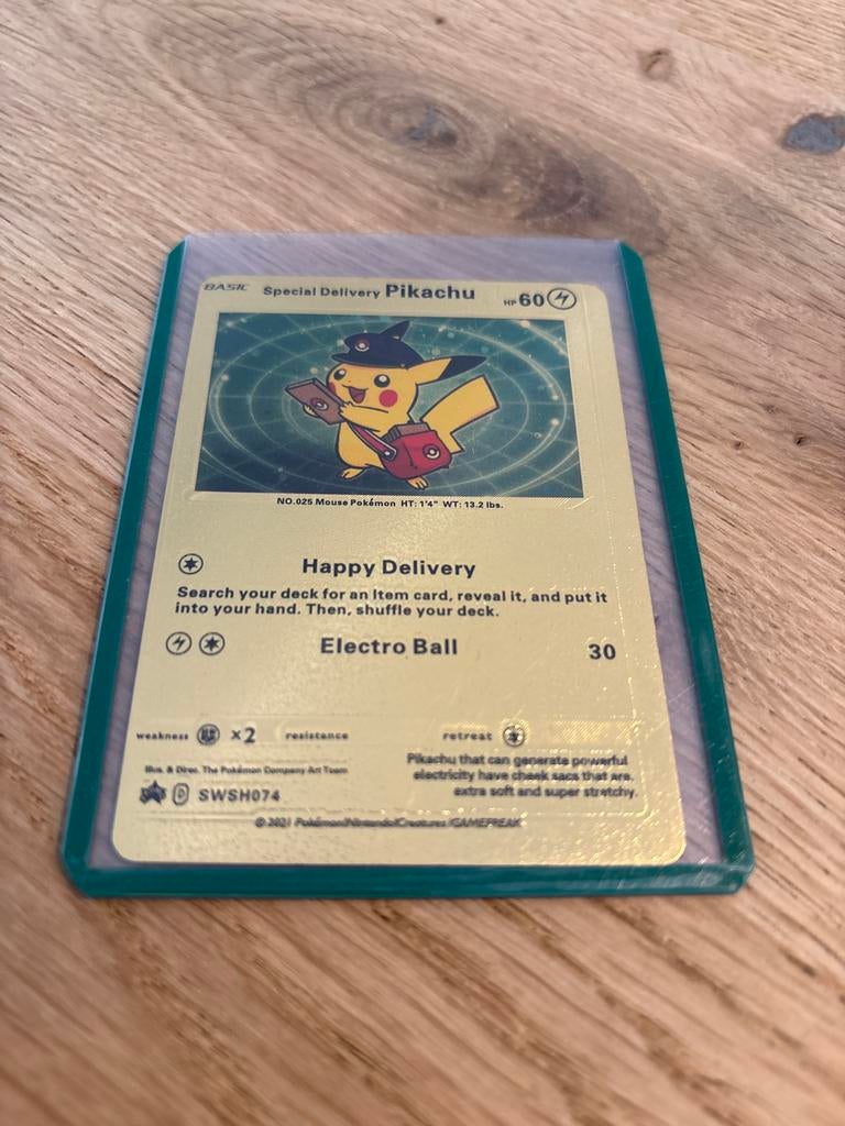 Pokémon Kaart: Pikachu SWSH074, Ophalen of Verzenden, Zo goed als nieuw, Losse kaart