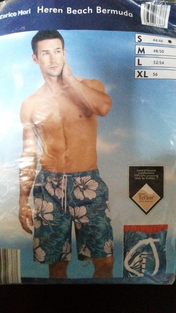 Bermuda super zweembroek. Nieuw., Ophalen of Verzenden