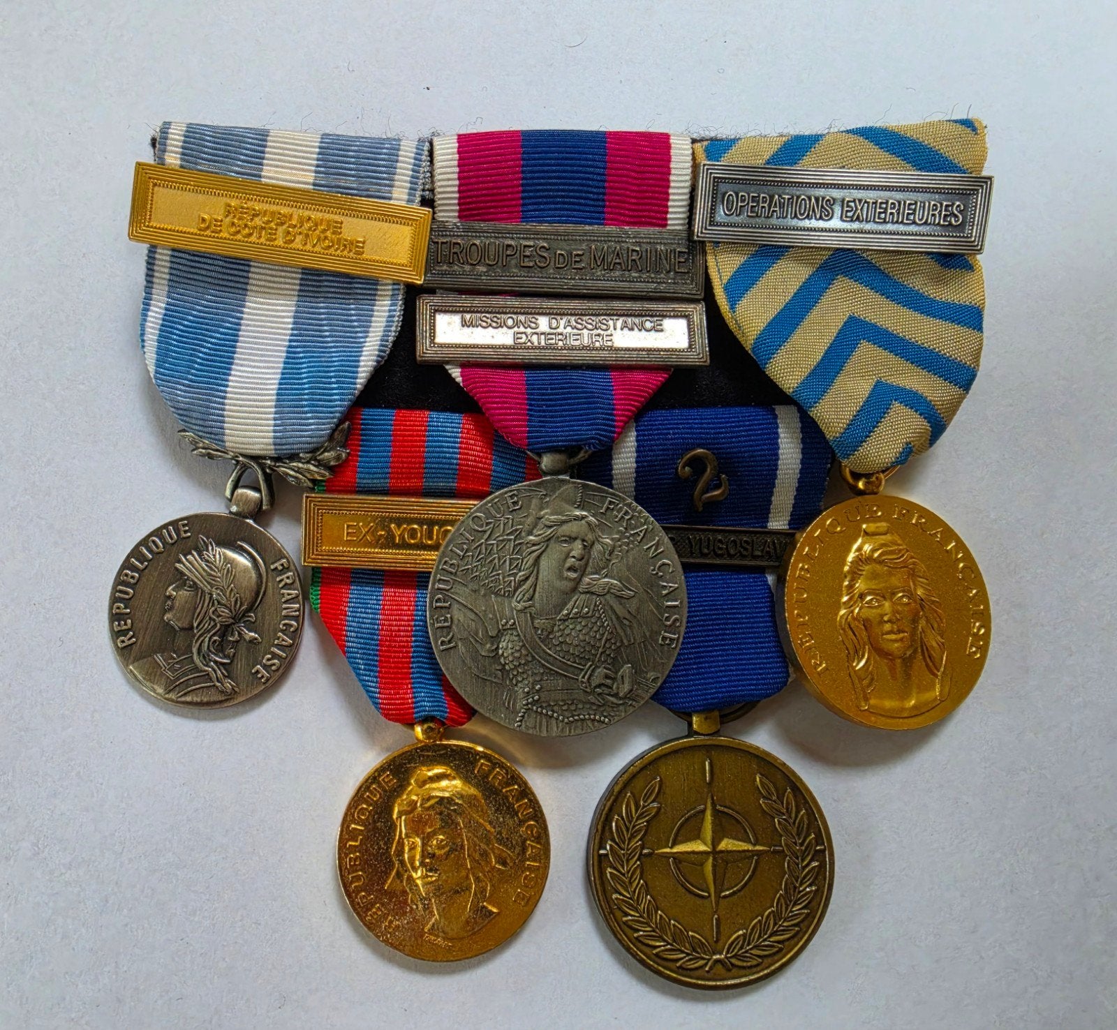 Set medailles Franse marinier. Joegoslavië, Ivoorkust., Verzamelen, Ophalen of Verzenden, Marine, Overige gebieden, Lintje, Medaille of Wings