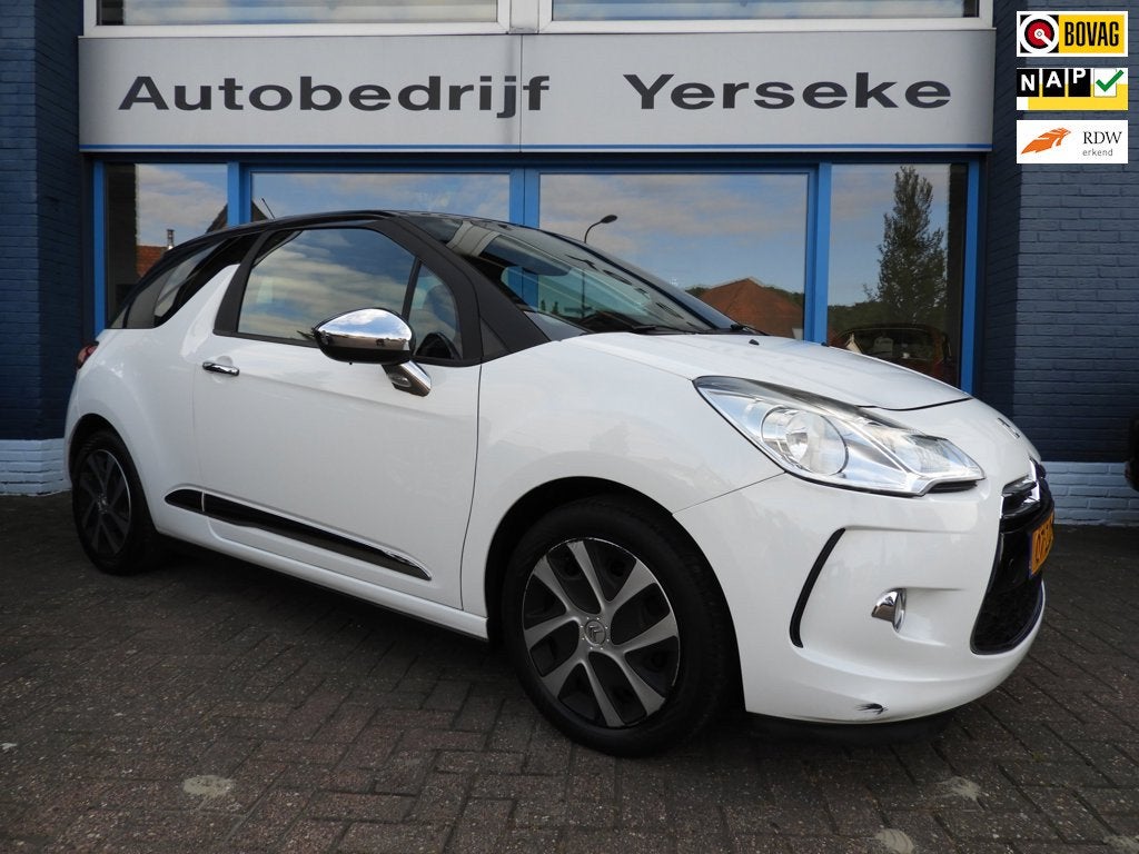 Citroen DS3 1.2 VTi So Chic, Voorwielaandrijving, Euro 5, Zwart, 1199 cc