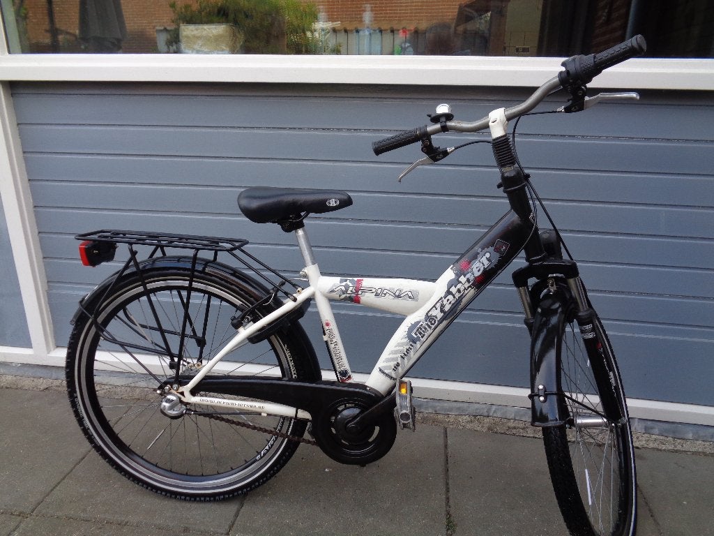 Jongens fiets Alpina yabber, Fietsen en Brommers, Fietsen | Jongens, Terugtraprem, Alpina, Versnellingen, Ophalen of Verzenden