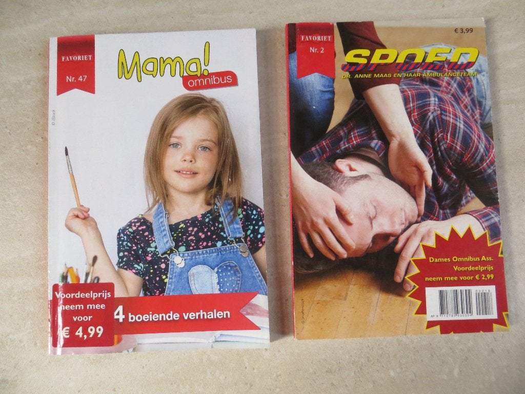 2x favoriet omnibus - Mama en Spoed, Ophalen of Verzenden, Gelezen