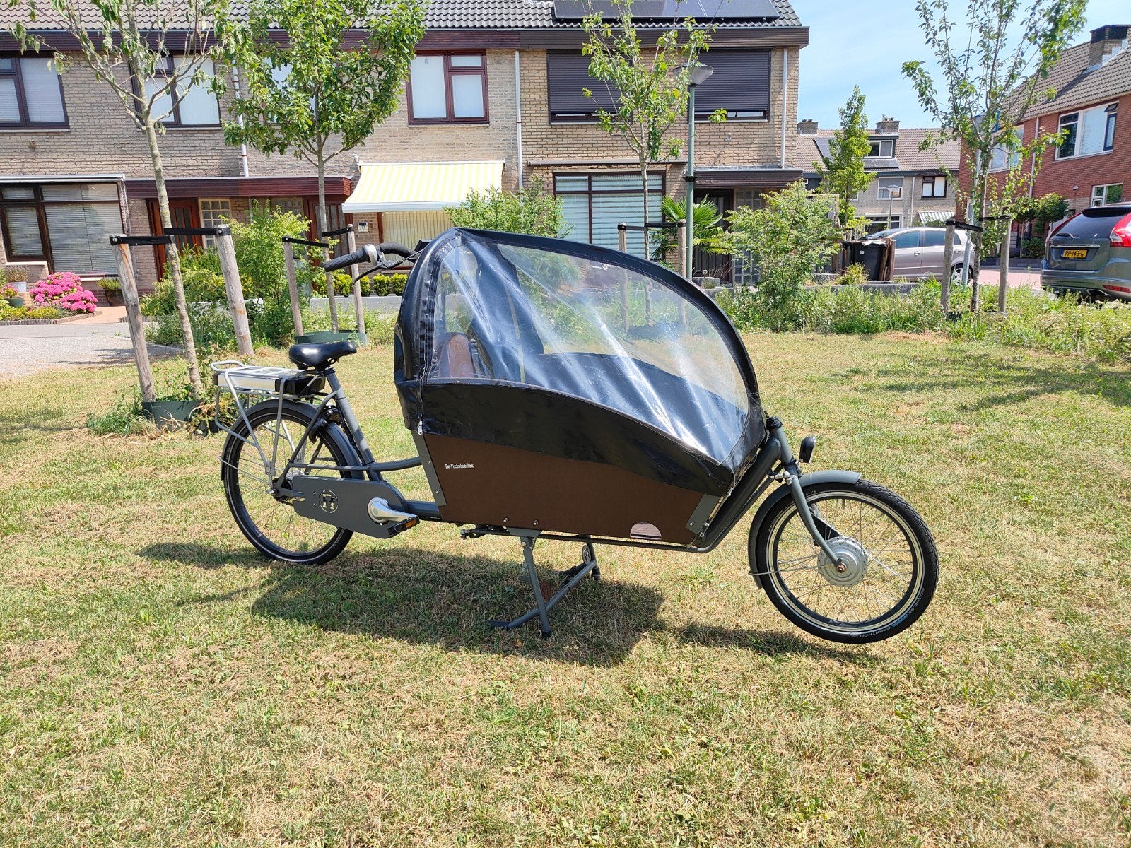 Elektrische bakfiets met huif, Fietsen en Brommers, Fietsen | Bakfietsen, Gebruikt, Huif, 2 kinderen, Trommelrem