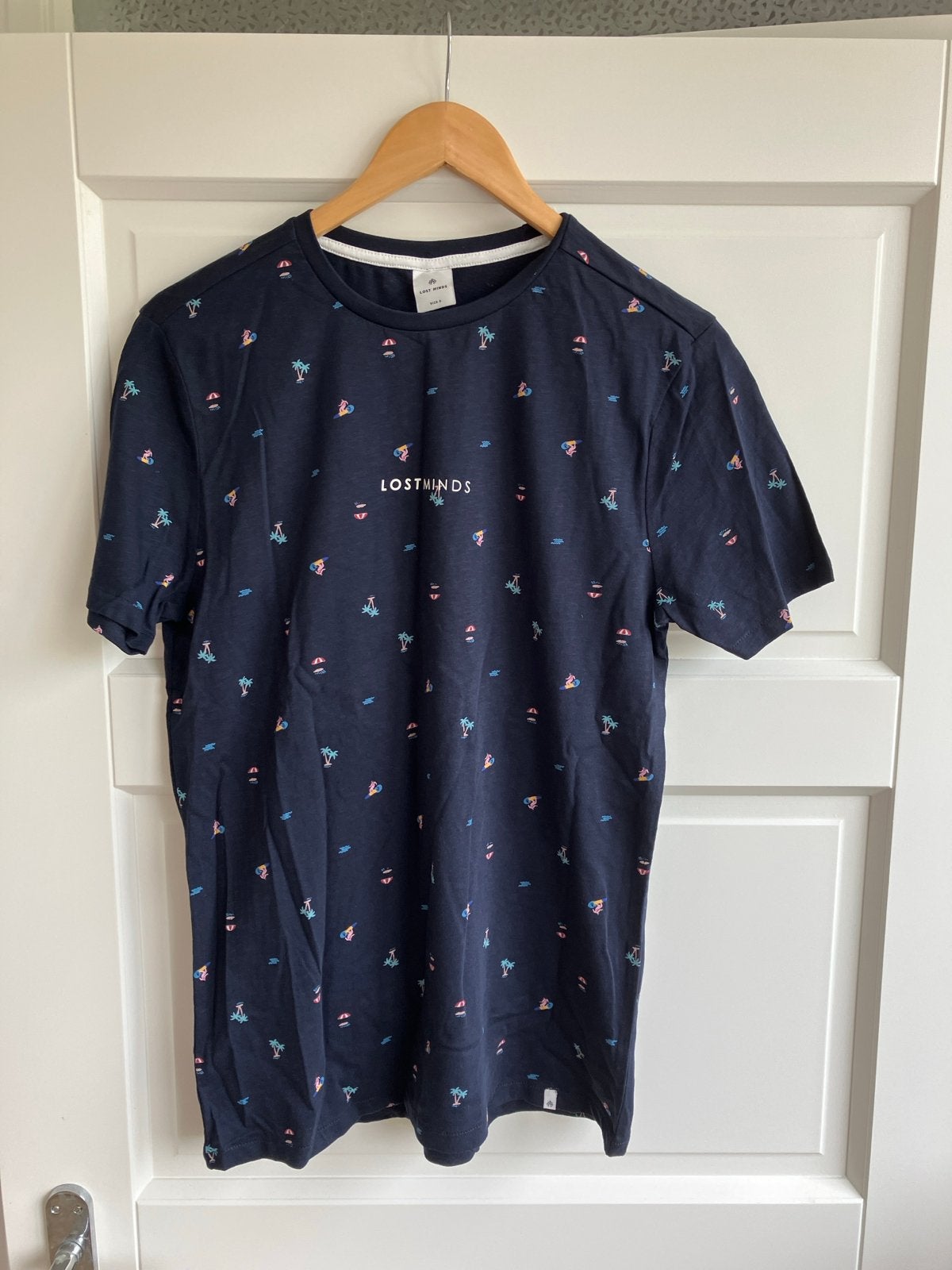 Lost Minds T-shirt met print - Maat S, Kleding | Heren, T-shirts, Ophalen of Verzenden, Zo goed als nieuw, Maat 46 (S) of kleiner