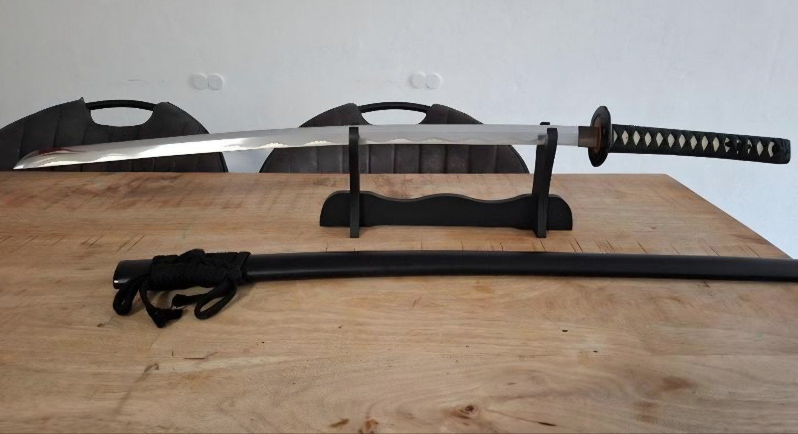 Scherp katana zwaard, samurai zwaarden, sabel, mes, dolk

Sc, Ophalen of Verzenden, Overige soorten, Azië, Zwaard of Sabel