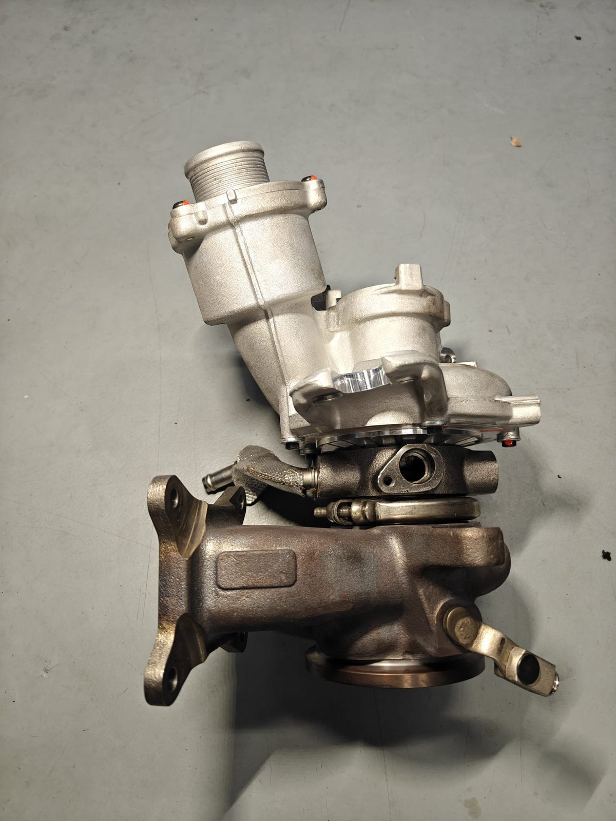 Originele OEM IS38 Turbo – Minder dan 500 km gebruikt!, Ophalen of Verzenden