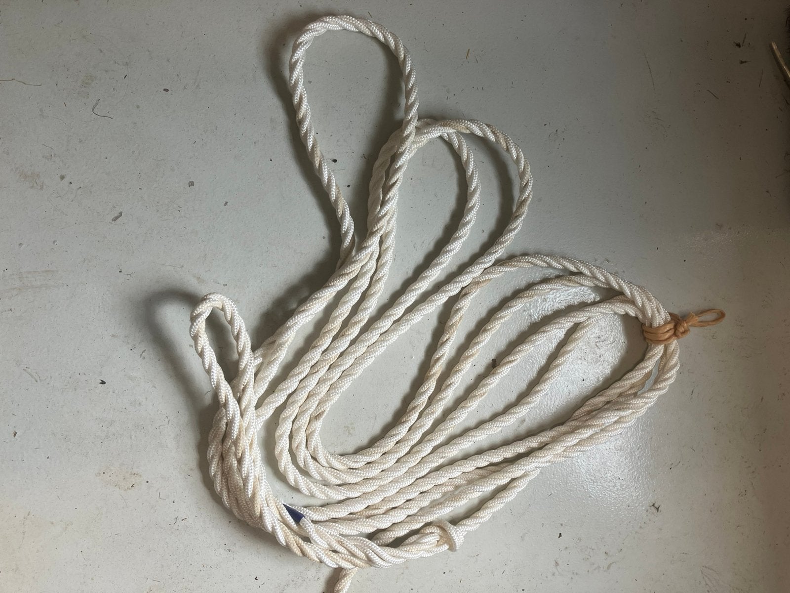 Sterk touw. Div lengtes, Watersport en Boten, Ophalen of Verzenden, Zo goed als nieuw, Lijn of Blok