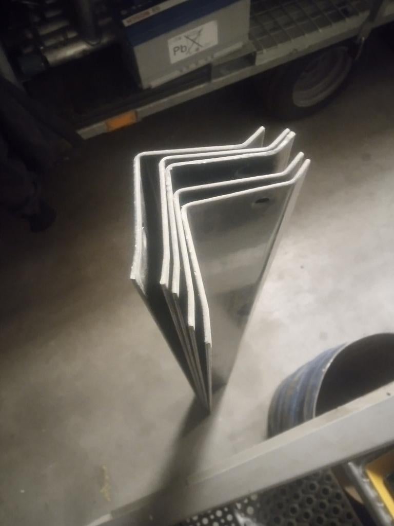 Te koop stalen hoek lateien, Ophalen