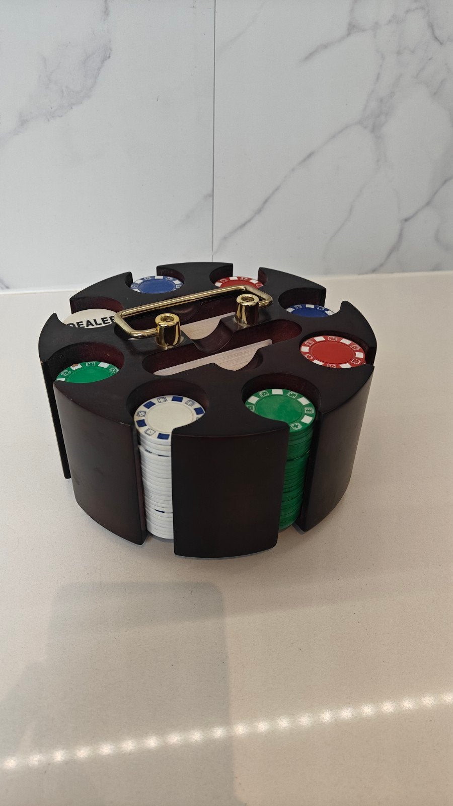 Poker set in houten houder met kaarten en fiches, Vijf spelers of meer, Ophalen of Verzenden, Gebruikt