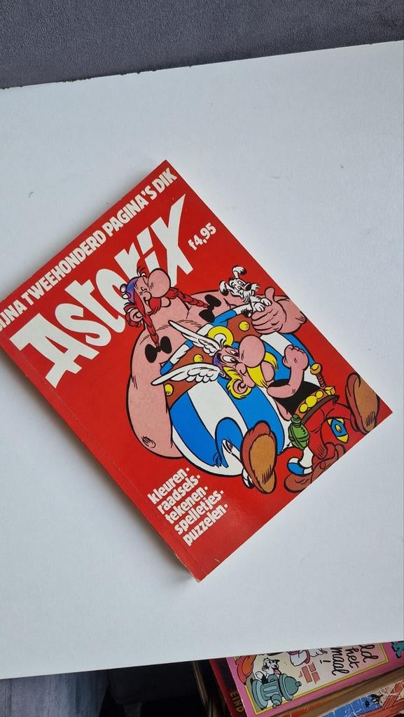 Asterix Kleuren, Raadsels, Tekenen, Spelletjes, Puzzelen, Eén stripboek, Ophalen of Verzenden, Gelezen, René Goscinny, Albert Uderzo