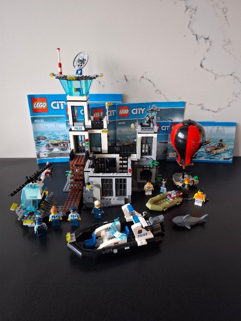 Lego 60130 City – Gevangeniseiland, City, Lego, Ophalen of Verzenden, Complete set