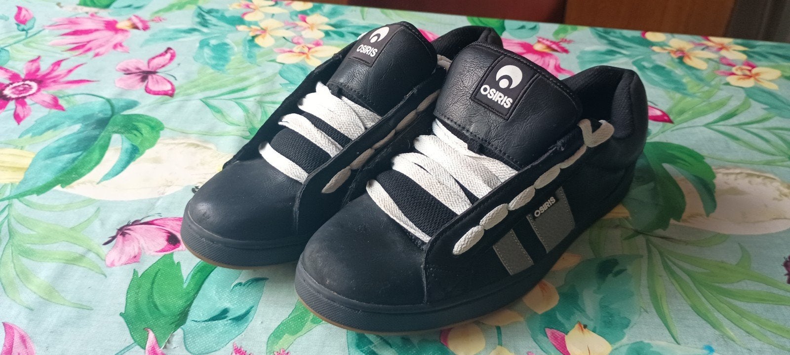 Osiris Loot Sneakers Zwart - zo goed als nieuw, Ophalen of Verzenden, Gedragen, Zwart