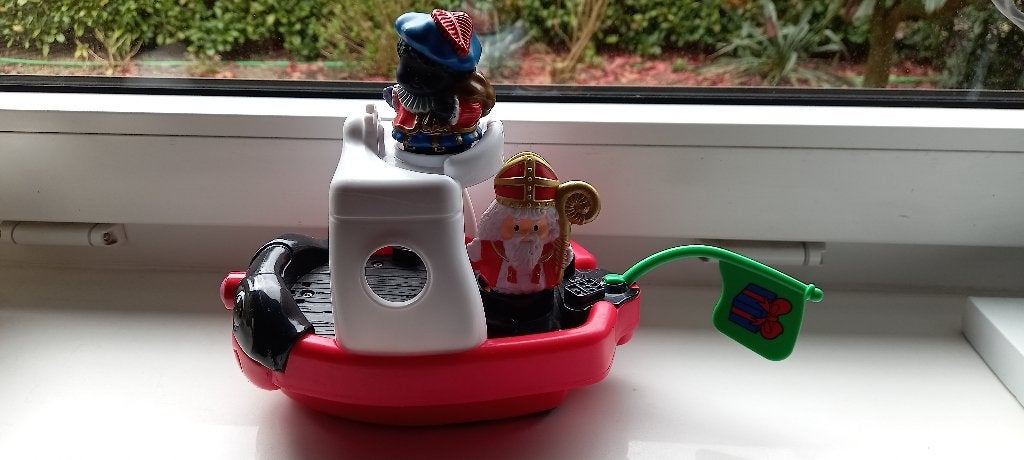Fisher-Price boot met Sint en Piet met 2 sint liedjes., Kinderen en Baby's, Speelgoed | Fisher-Price, Ophalen of Verzenden, Zo goed als nieuw