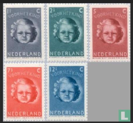 Postzegels 1945 Nederland, Ophalen of Verzenden, Na 1940, Postfris