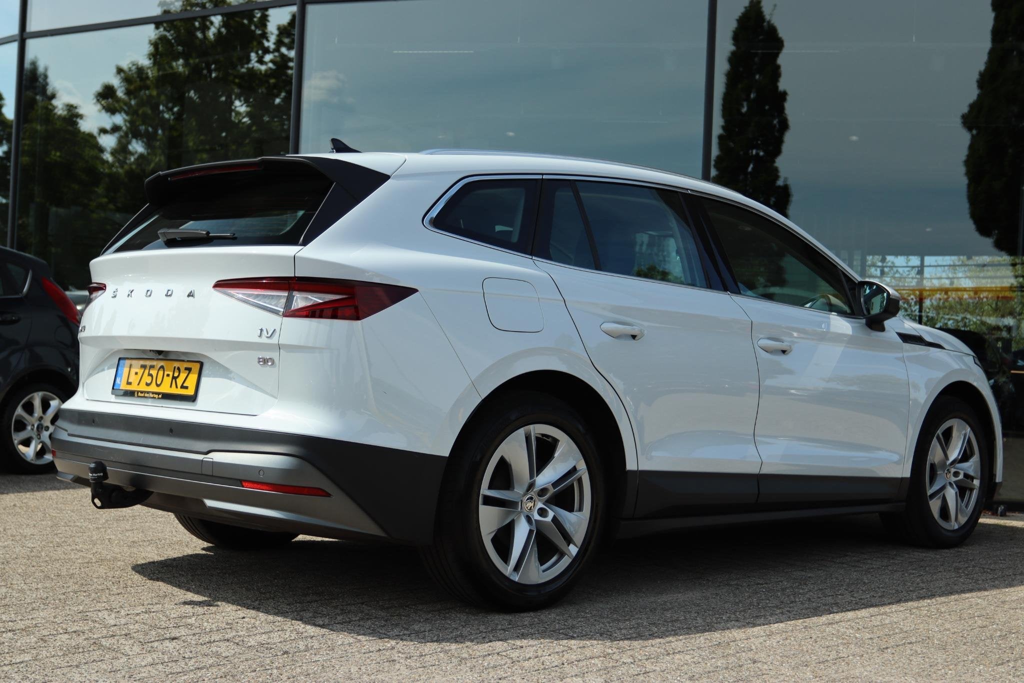 SKODA ENYAQ IV 80 | SOH 92% | ELEKTR. TREKHAAK | WARTMEPOMP, Auto's, Skoda, Achterwielaandrijving, Gebruikt, 544 km, 80 kWh