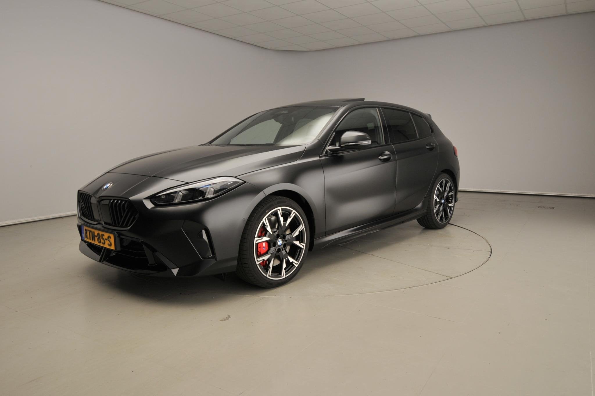 BMW 1 Serie 120 M Sportpakket Pro / Premium Pack / Panoramad, 156 pk, Met garantie (alle), Zwart, Origineel Nederlands