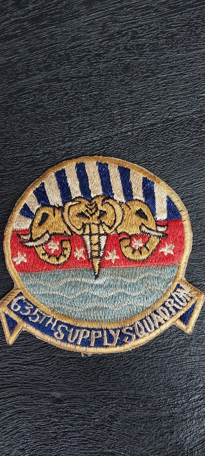Vietnam War periode 635th Supply Squadron Air Force Patch Th, Ophalen of Verzenden, Luchtmacht, Amerika, Embleem of Badge