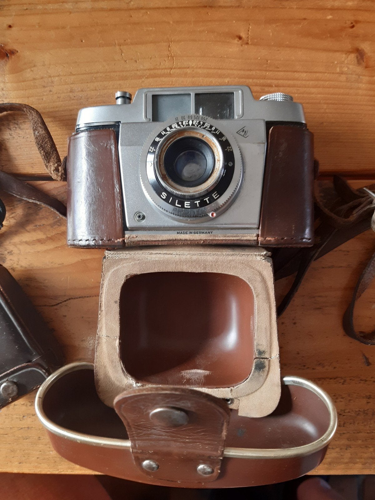 Agfa Silette camera met leren tas en Sekonic lichtmeter, Ophalen of Verzenden, Gebruikt, Overige Merken
