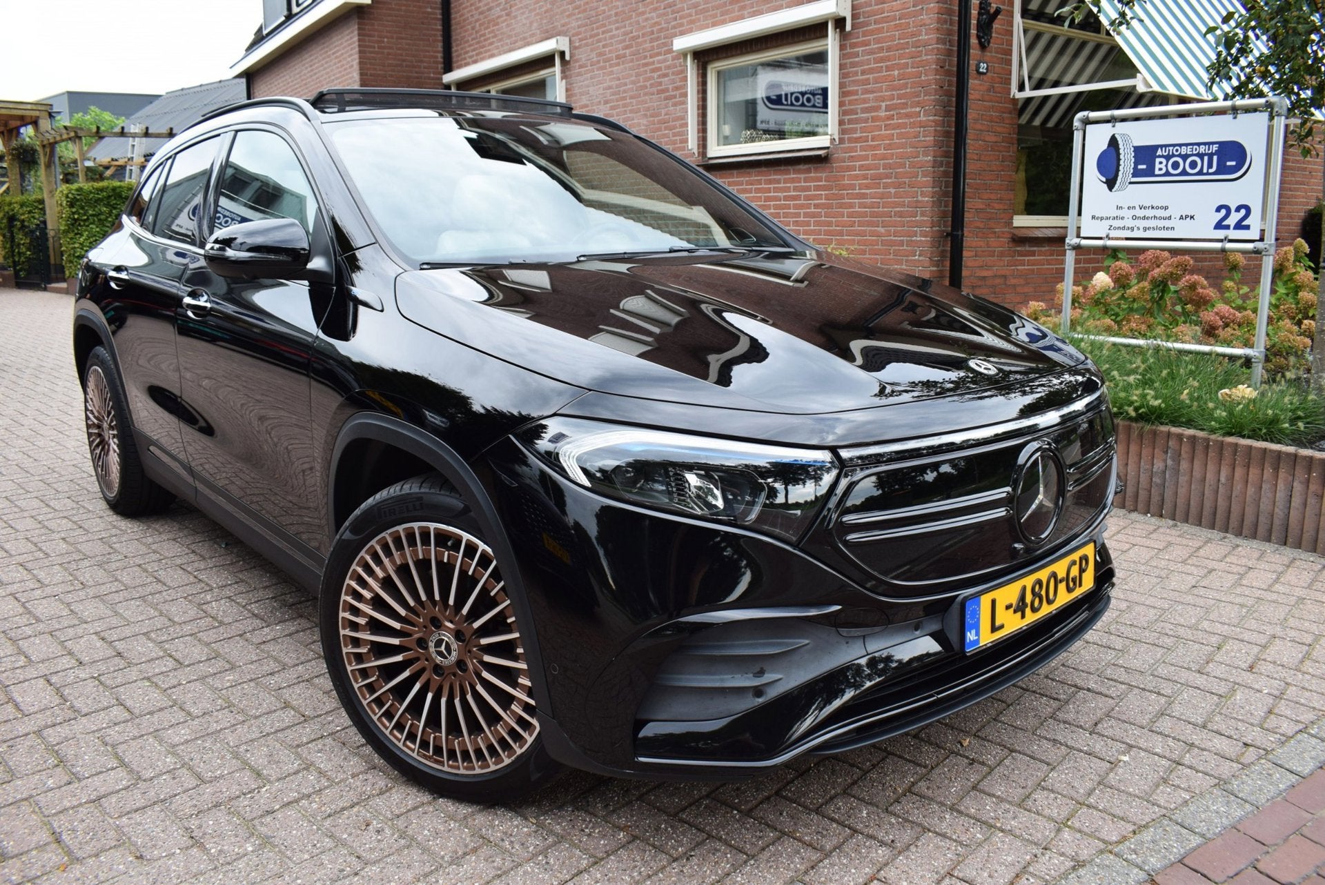 Mercedes-Benz EQA 250 Edition 1 67 kWh PANO DAK/ADAP CRUISE/, Gebruikt, 190 pk, Zwart, 430 km