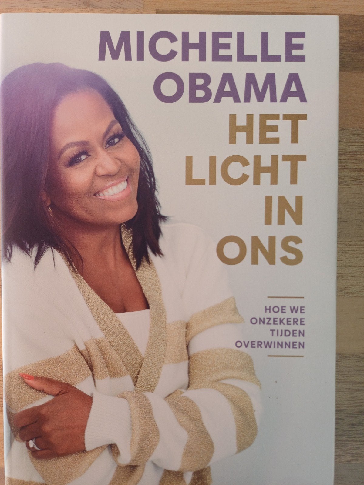 Michelle Obama - Het licht in ons, Ophalen of Verzenden, Zo goed als nieuw, Michelle Obama