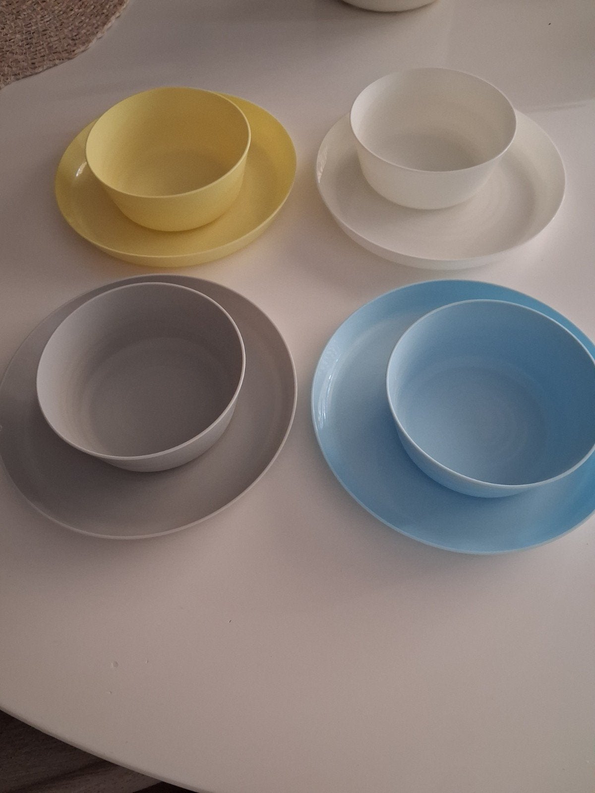 IKEA OFTAST Servies Set - 4 Borden en 4 Kommen, IKEA, Ophalen of Verzenden, Modern, Compleet servies