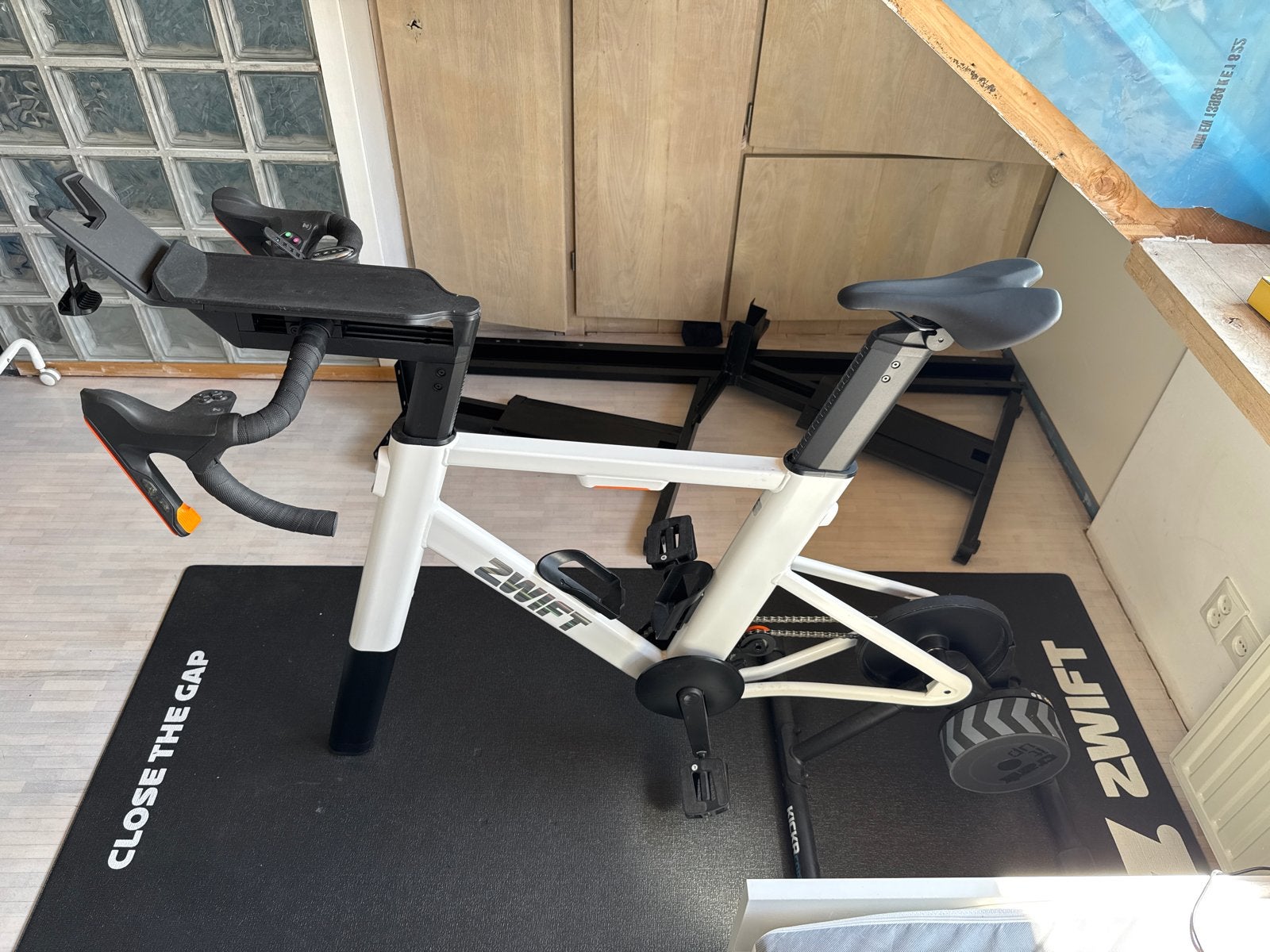 Zwift Bike Smart Trainer, Ophalen, Spinningfiets, Zo goed als nieuw, Metaal