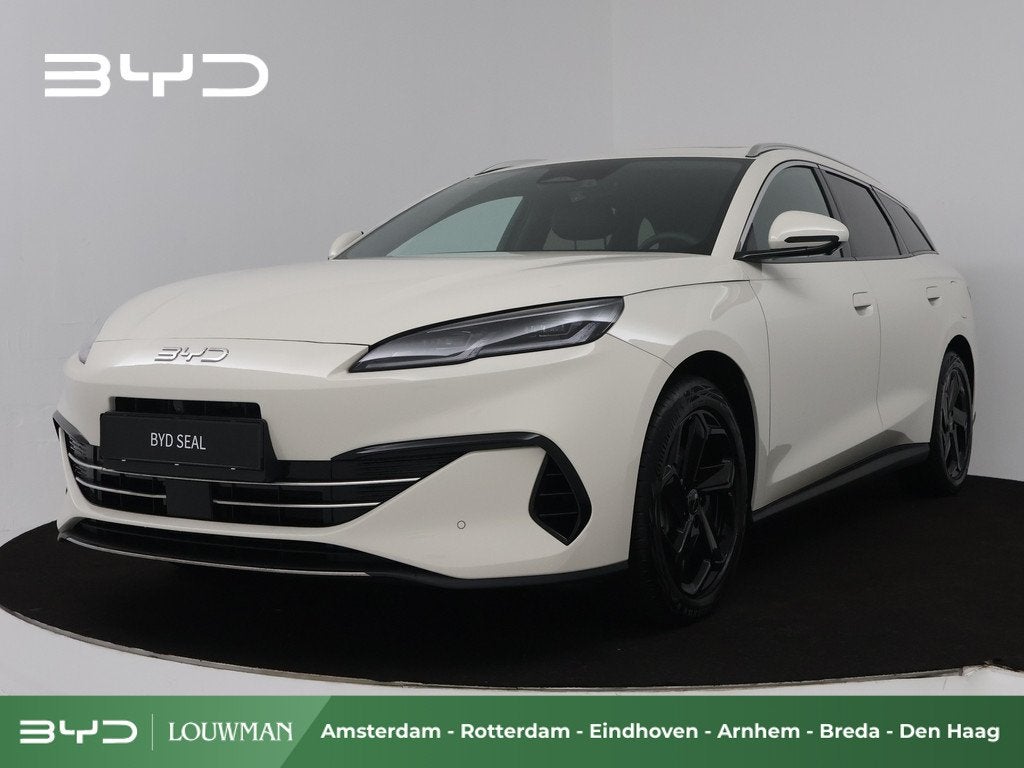 BYD SEAL 6 Touring 1.5 DM-i Comfort | Inclusief € 4000,- A, Auto's, BYD, Automatische klimaatregeling, 1498 cc, Zwart, 4 cilinders