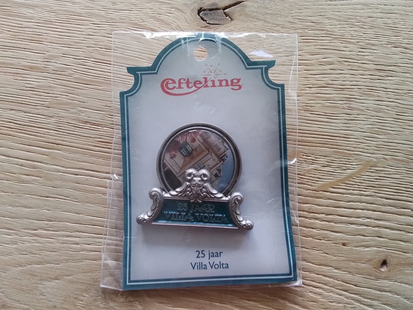 nieuwe vila volta pin 25 jaar, Verzamelen, Efteling, Ophalen of Verzenden, Nieuw, Button of Speldje