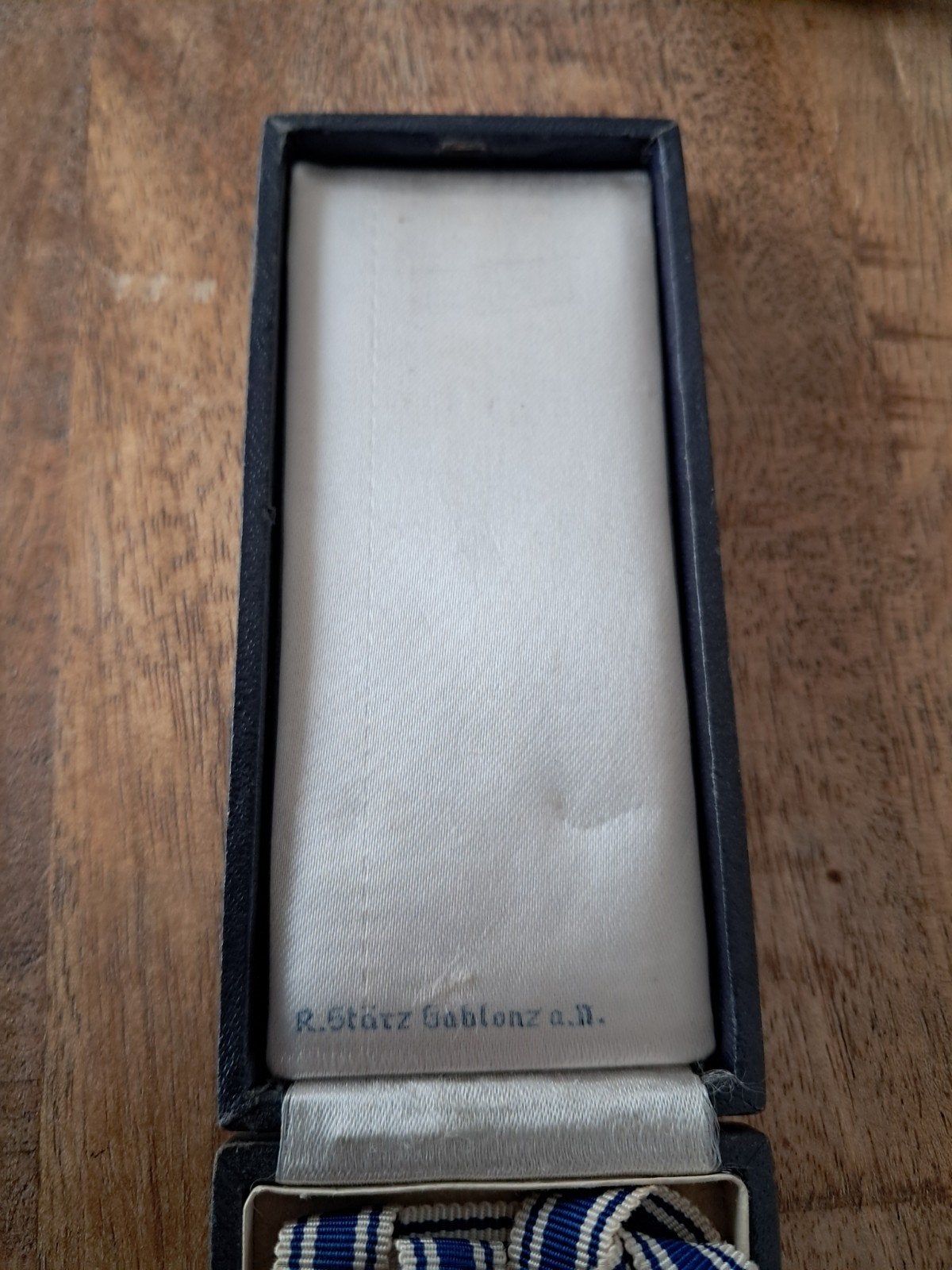 Mutterkreutz gold, maker: R.Stärz gablonz a.n., Verzamelen, Ophalen of Verzenden, Duitsland, Lintje, Medaille of Wings