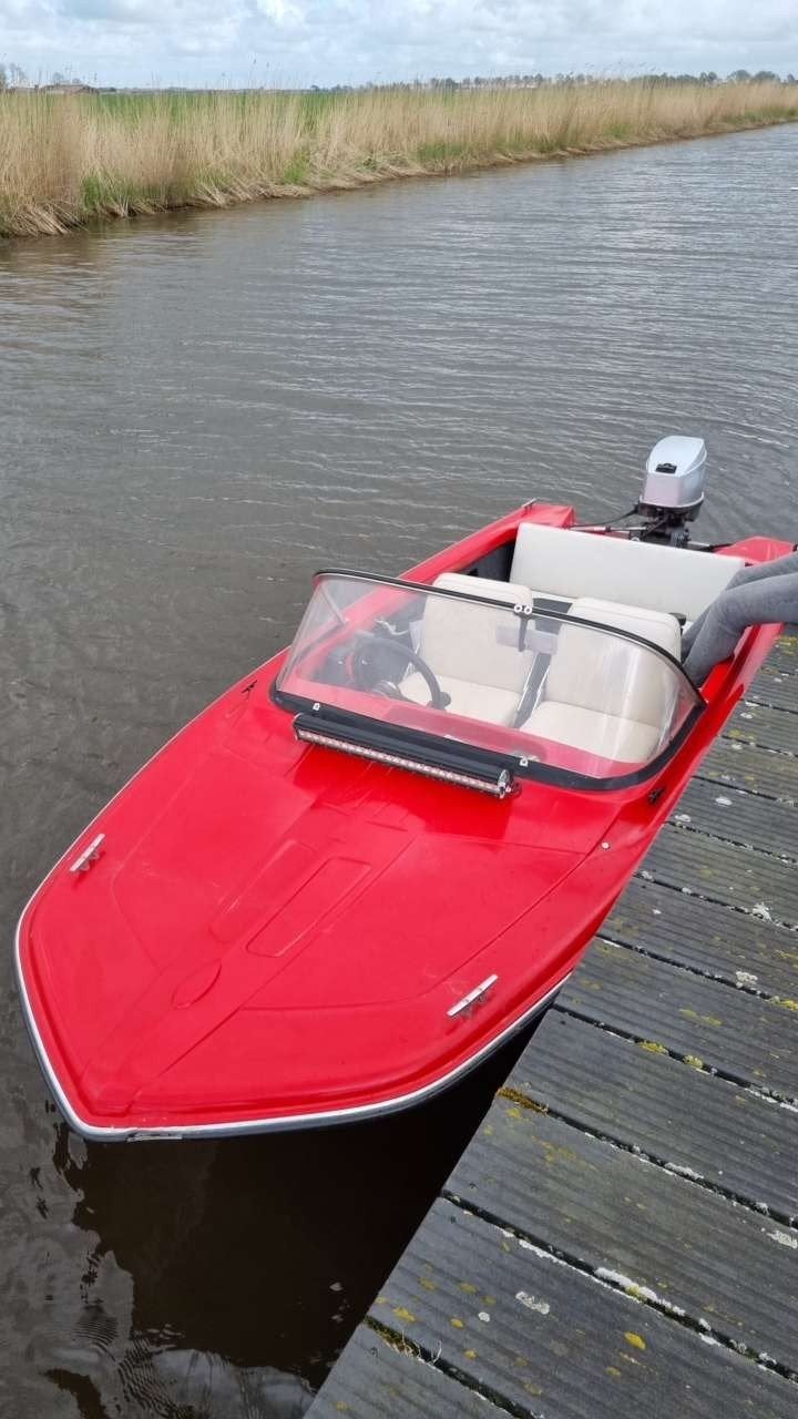 Rode speedboot met buitenboordmotor + trailer, Ophalen of Verzenden, Gebruikt