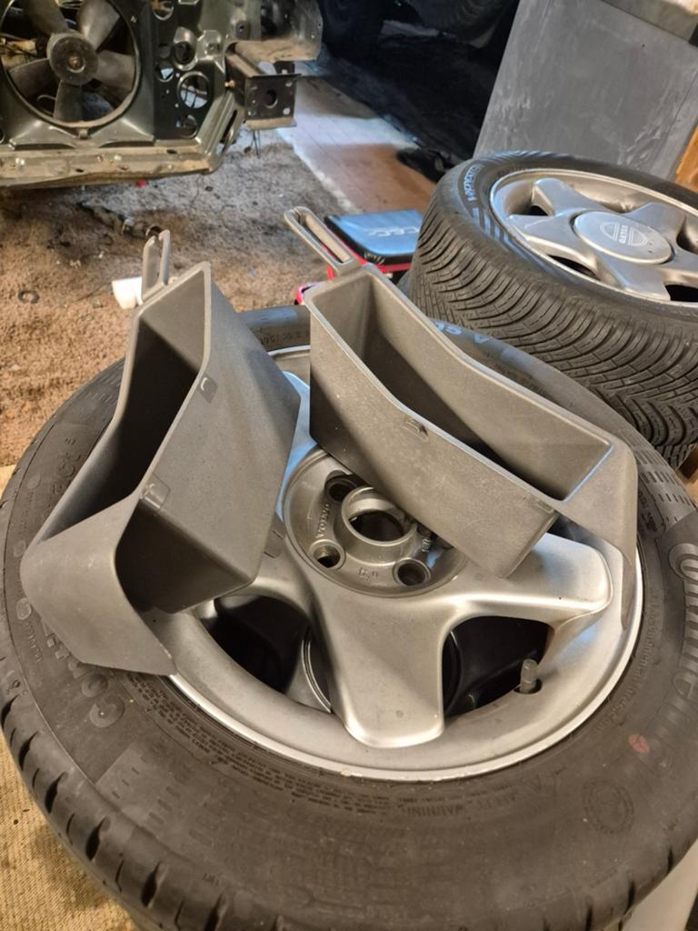 Volvo 480 krantenbakken, Ophalen of Verzenden, Volvo