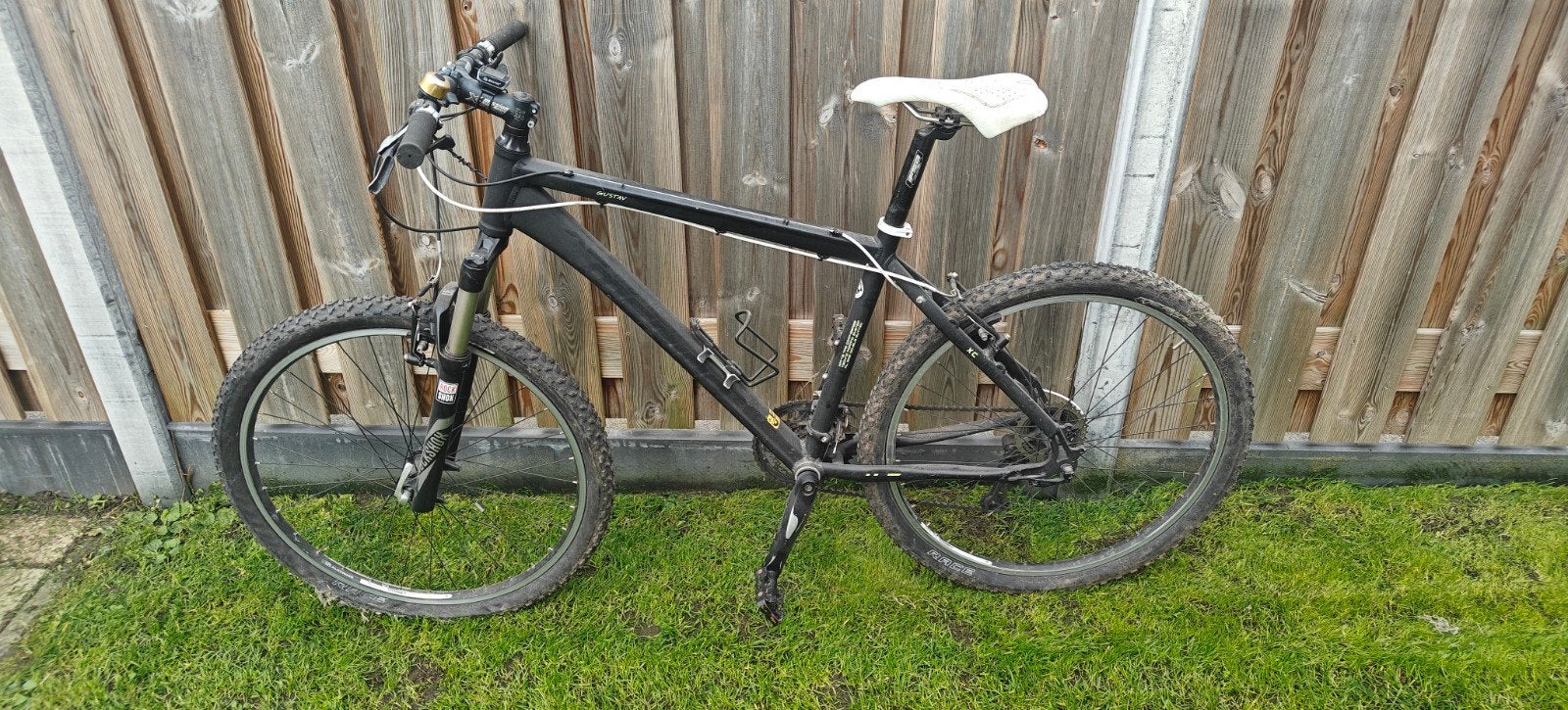 Mountainbike 26 inch Merida Gustav, Fietsen en Brommers, Ophalen, Gebruikt, Hardtail, Velgrem