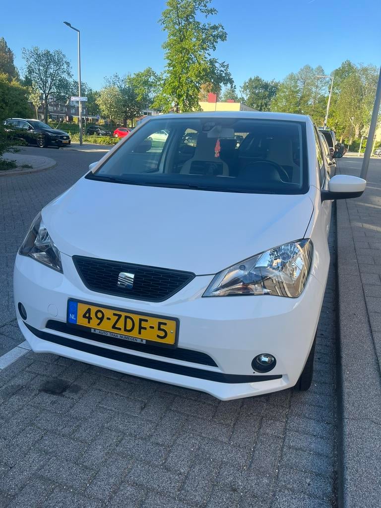 Seat Mii 1.0 44KW 2012 Wit, Voorwielaandrijving, 840 kg, 4 stoelen, Mii