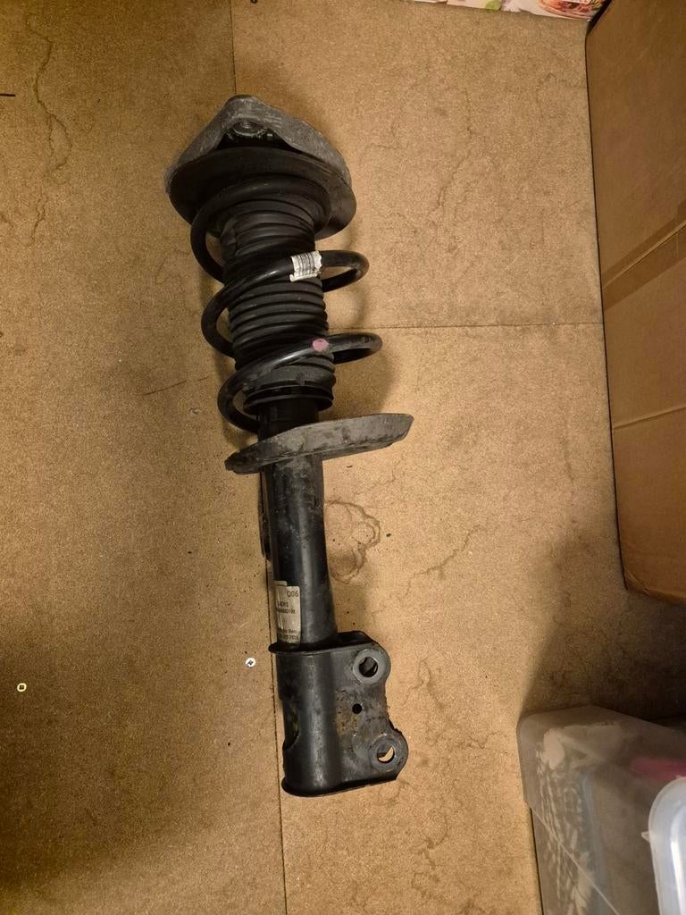 Orginele Mercedes W176 W246 C117 Veerpoot Rechtsvoor, Ophalen, Mercedes-Benz