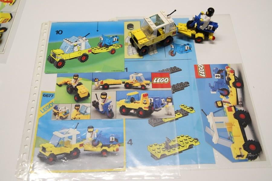 6677 LEGO gele Jeep met motor op aanhangwagen, Kinderen en Baby's, Speelgoed | Duplo en Lego, Ophalen of Verzenden, Gebruikt, Complete set