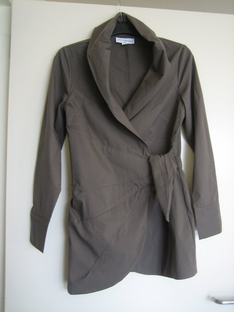 A-symmetrisch blouse-jasje van SINGH S MADAN, 42 snazzeys, Bruin, Verzenden, Maat 42/44 (L), Nieuw