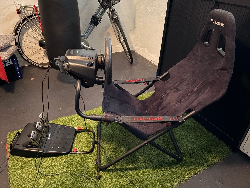 Playseat met G920 voor xbox en PC, Spelcomputers en Games, Games | Pc, Ophalen, Gebruikt, 1 speler, Racen en Vliegen