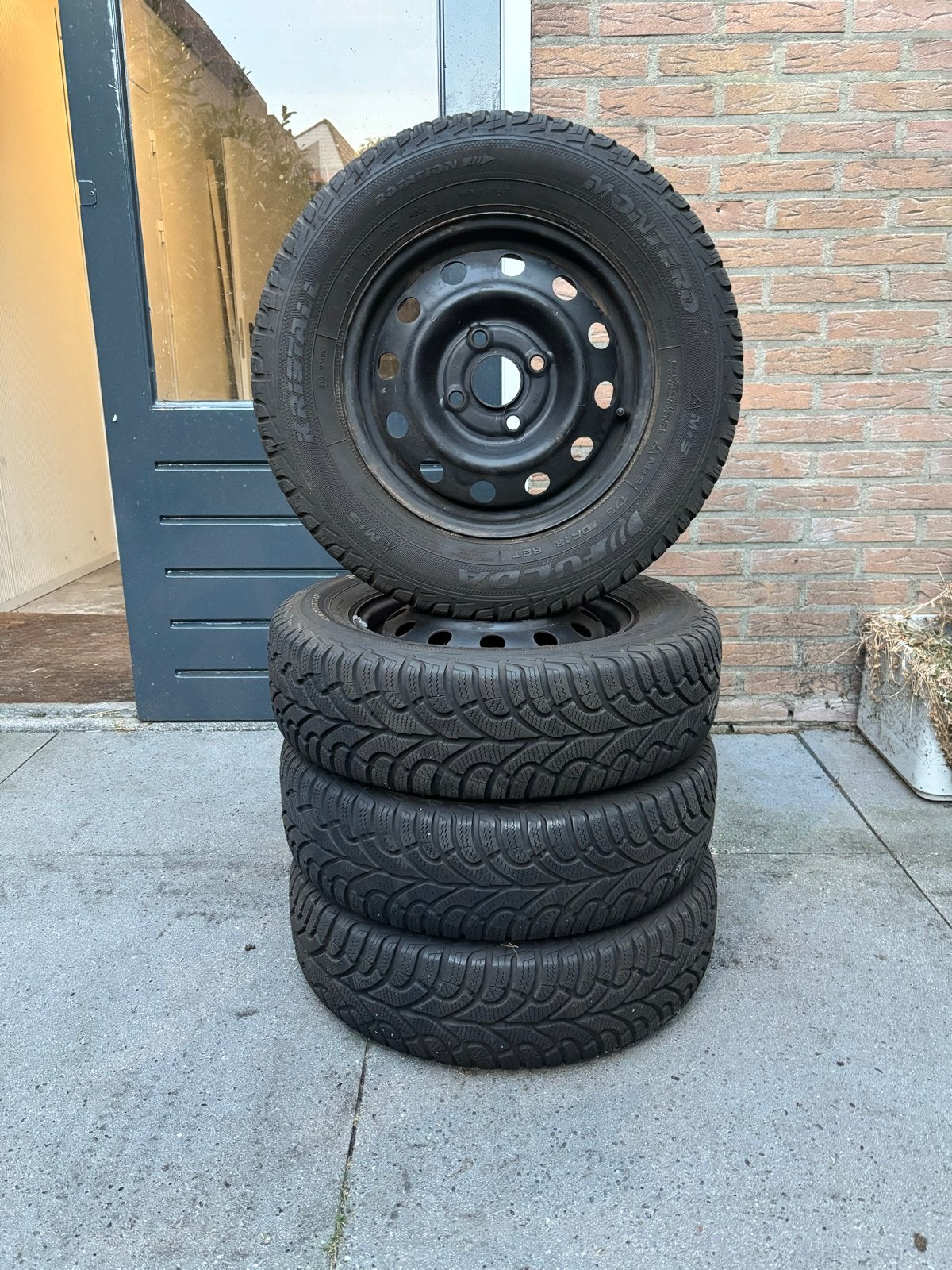 Fulda Winterbanden op velg 175/70R13 4x100 Hyundai I10, Ophalen of Verzenden, Gebruikt