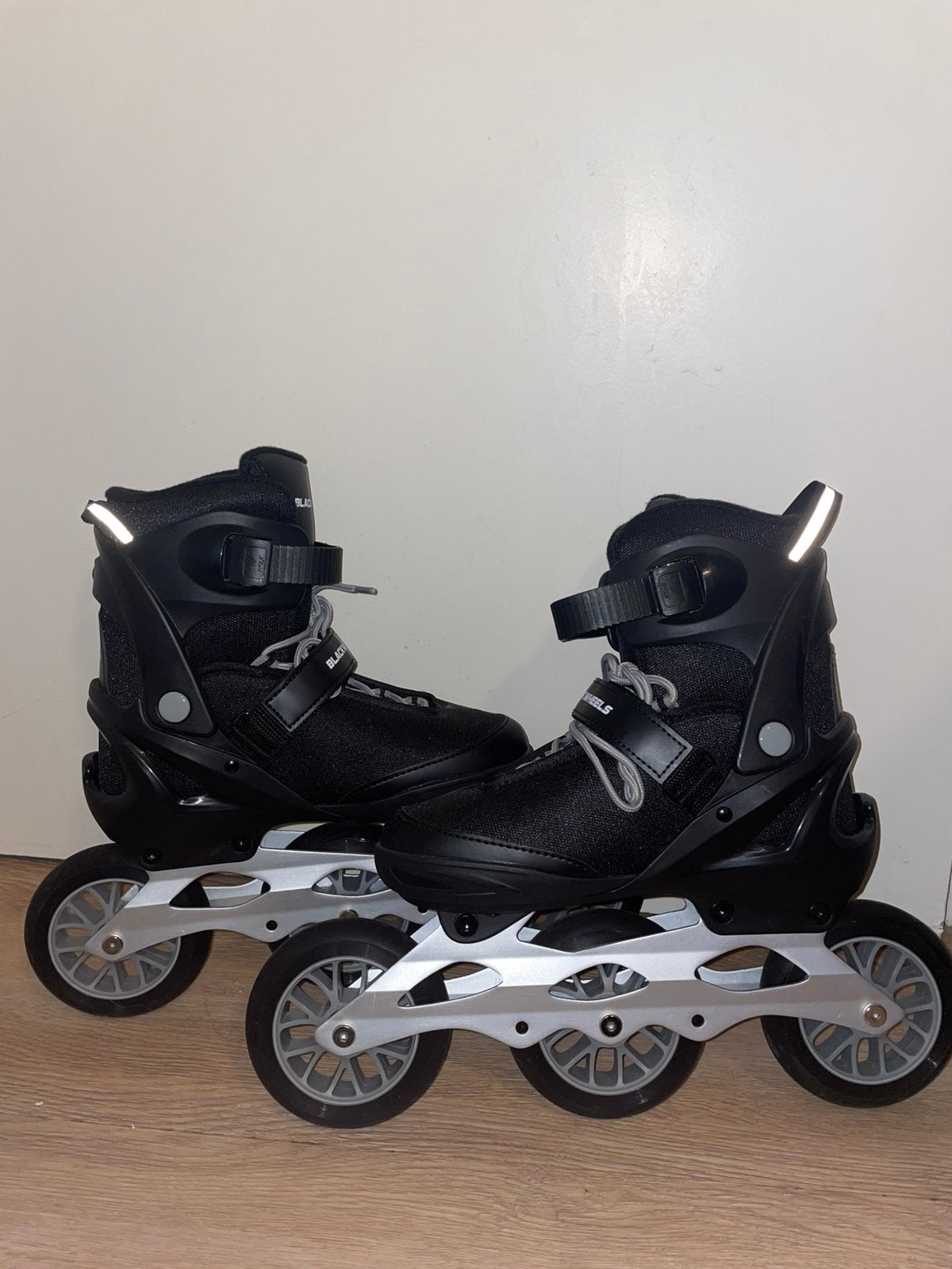 Skeelers blackwheels dynamic, zwart. Maat 39/42, Ophalen, Zo goed als nieuw