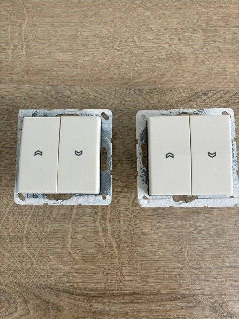 Schakelwip Jung, Doe-het-zelf en Verbouw, Elektra en Kabels, Ophalen, Zo goed als nieuw, Schakelaar