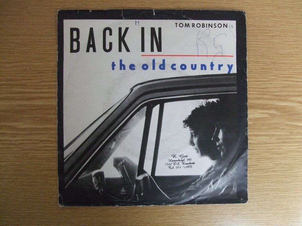 TOM ROBINSON     BACK IN THE OLD COUNTRY / BEGGING, 7 inch, Ophalen of Verzenden, Zo goed als nieuw, Rock en Metal