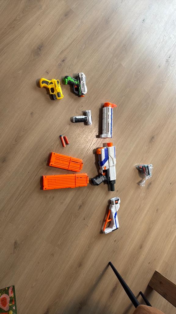 Pistolen, Ophalen of Verzenden, Zo goed als nieuw