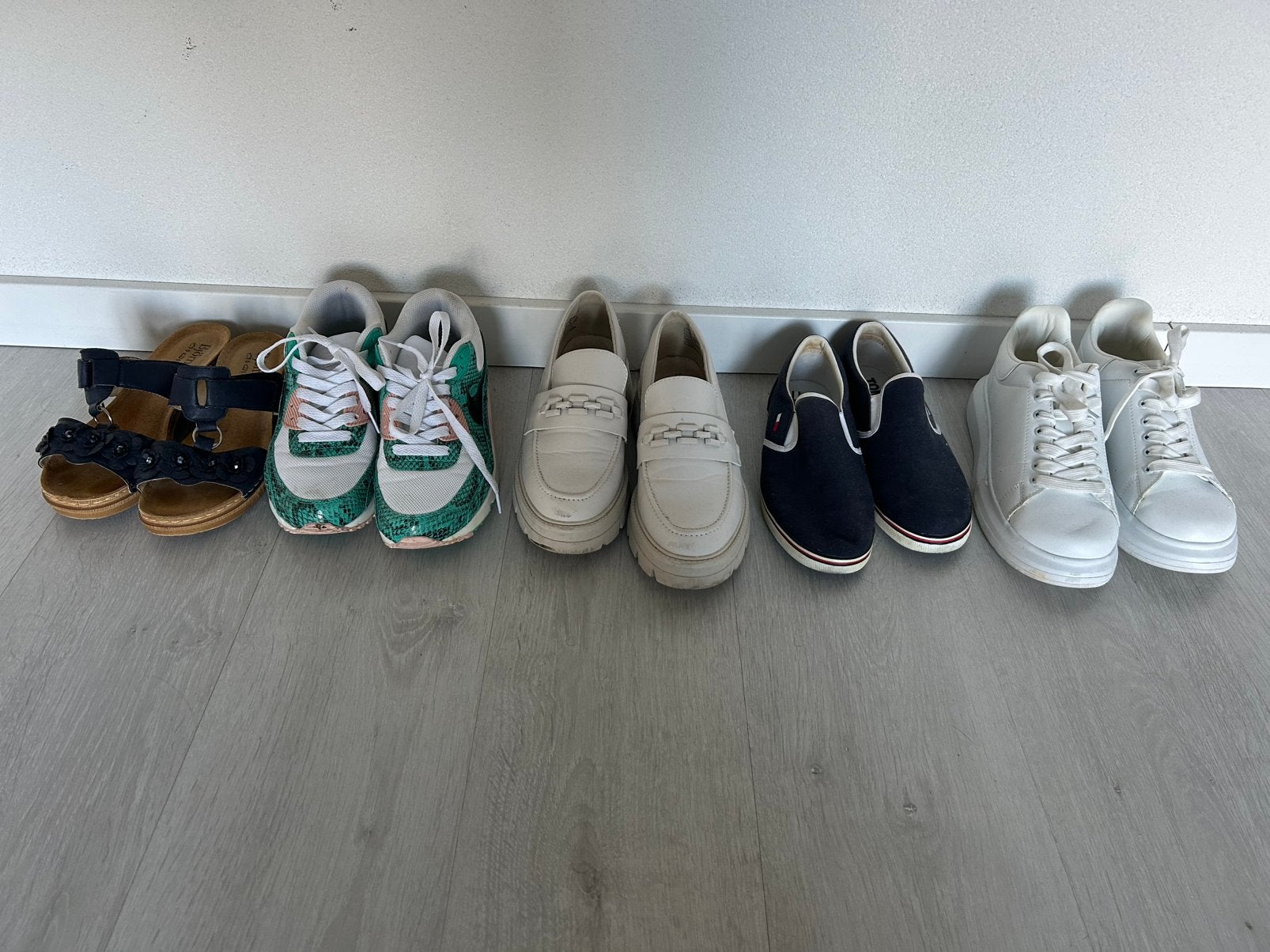5 paar damesschoenen maat 40, Ophalen of Verzenden, Gedragen, Sneakers of Gympen